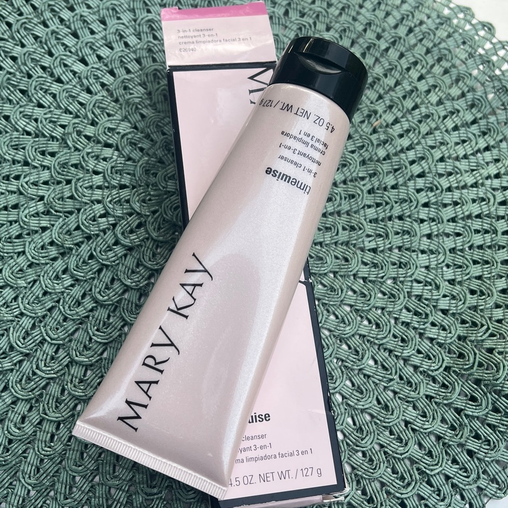 Mary Kay Timewise Cleanser 3-in-1 CLEANSER NORMAL to DRY in Box. Size 4.5 OZ - Picture 6 of 7